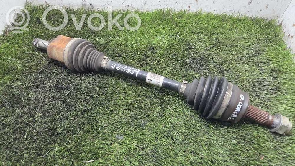 Opel Corsa E Priekinis pusašis 