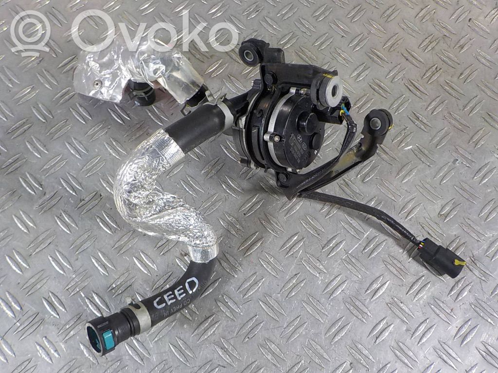 KIA Ceed Water pump 