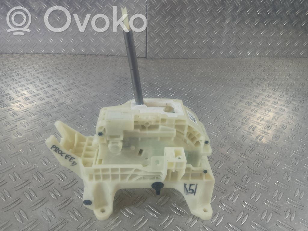 KIA Pro Cee'd III Palanca/selector de cambios 