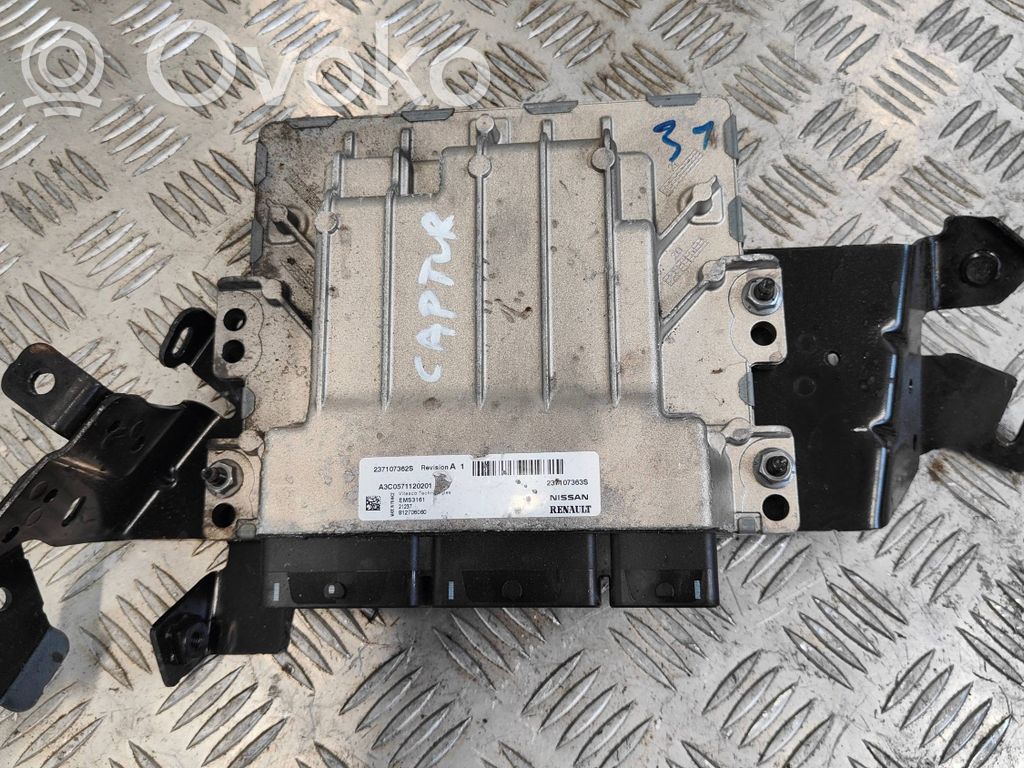 Renault Captur II Engine control unit/module 