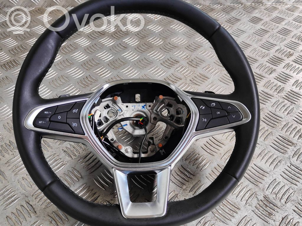 Renault Clio V Ohjauspyörä 