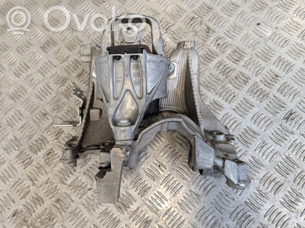 Audi A4 S4 B9 8W Engine mount vacuum valve 