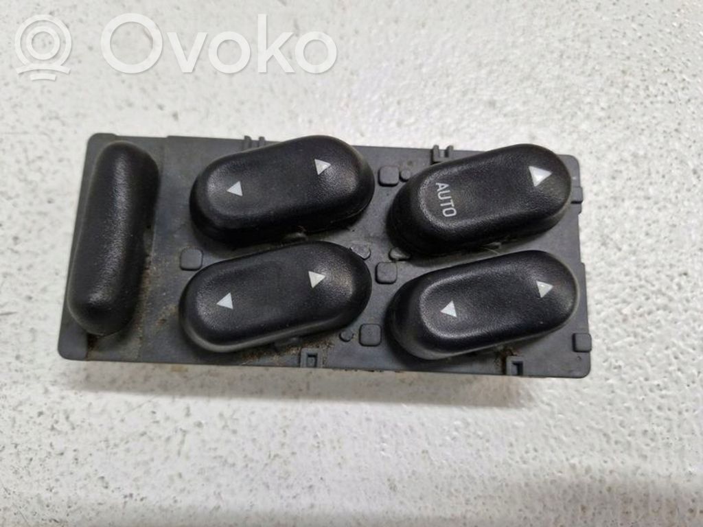 Ford Explorer Citu veidu slēdži / pogas / pārslēdzēji 