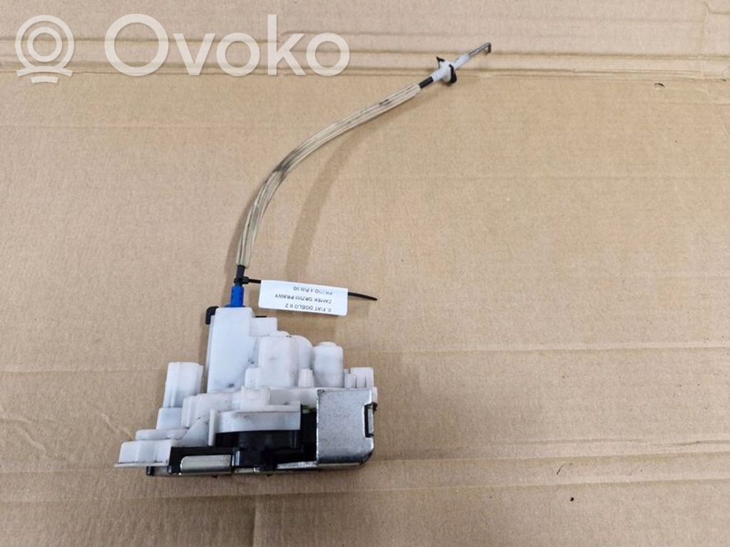 Fiat Doblo Priekšpusē slēdzene 