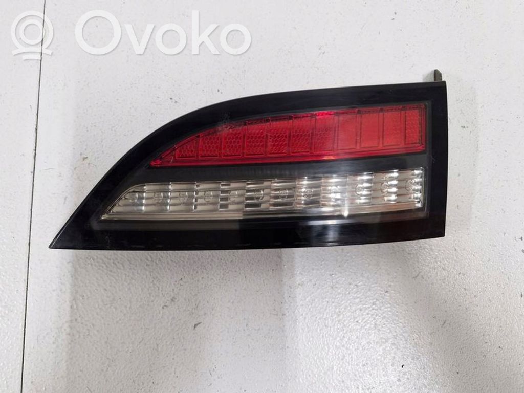 Opel Ampera Moldura embellecedora de la barra del amortiguador trasero 