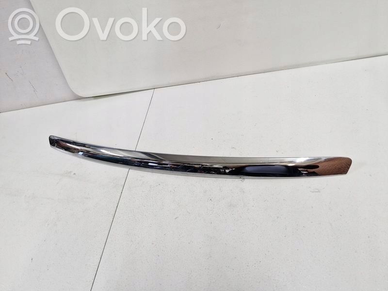 Ford Focus Bonnet wind deflector 