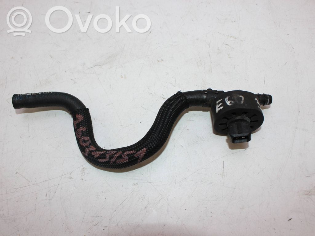 BMW 5 E60 E61 Fuel line pipe 