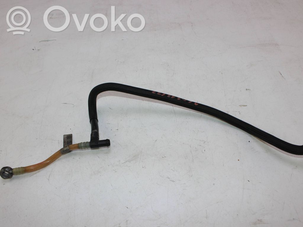 BMW 5 E60 E61 Caurule (-es) / šļūtene (-es) 