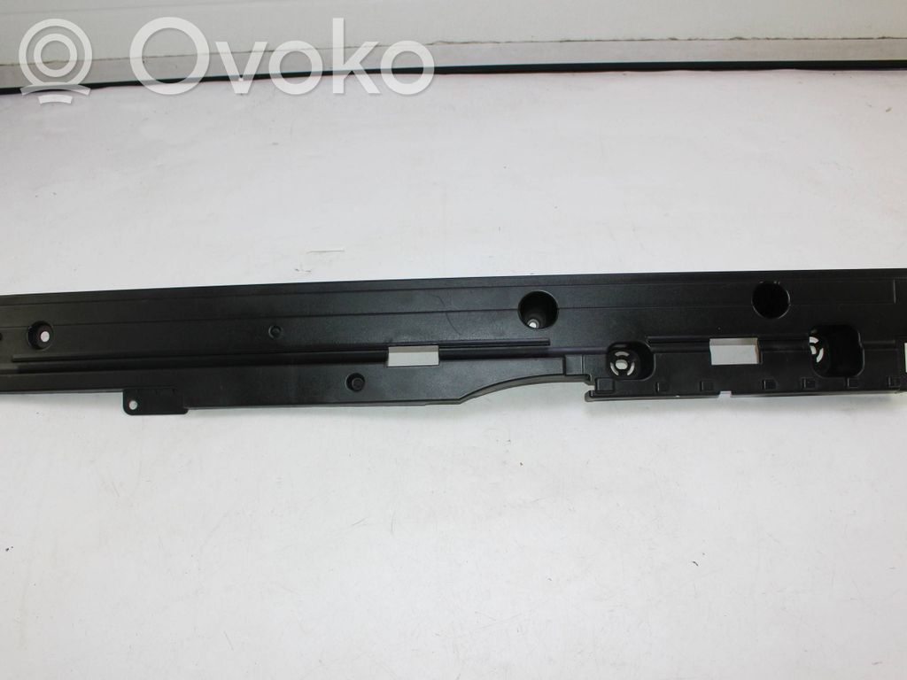 BMW 5 F10 F11 Inne elementy wykończenia bagażnika 