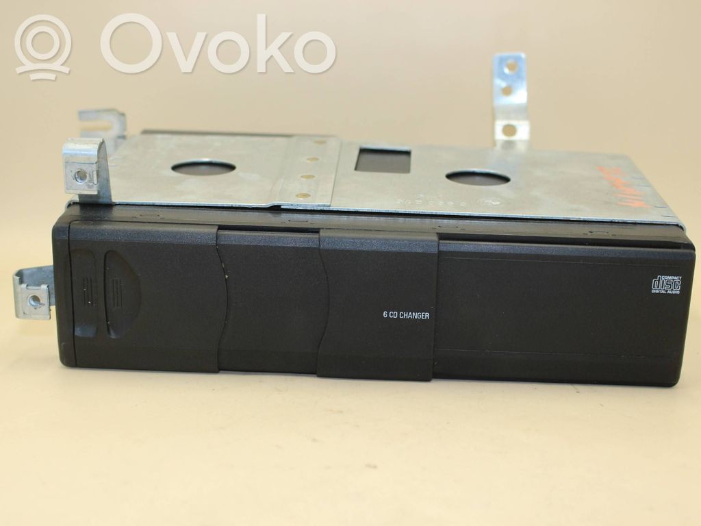 BMW X3 E83 CD/DVD keitiklis 