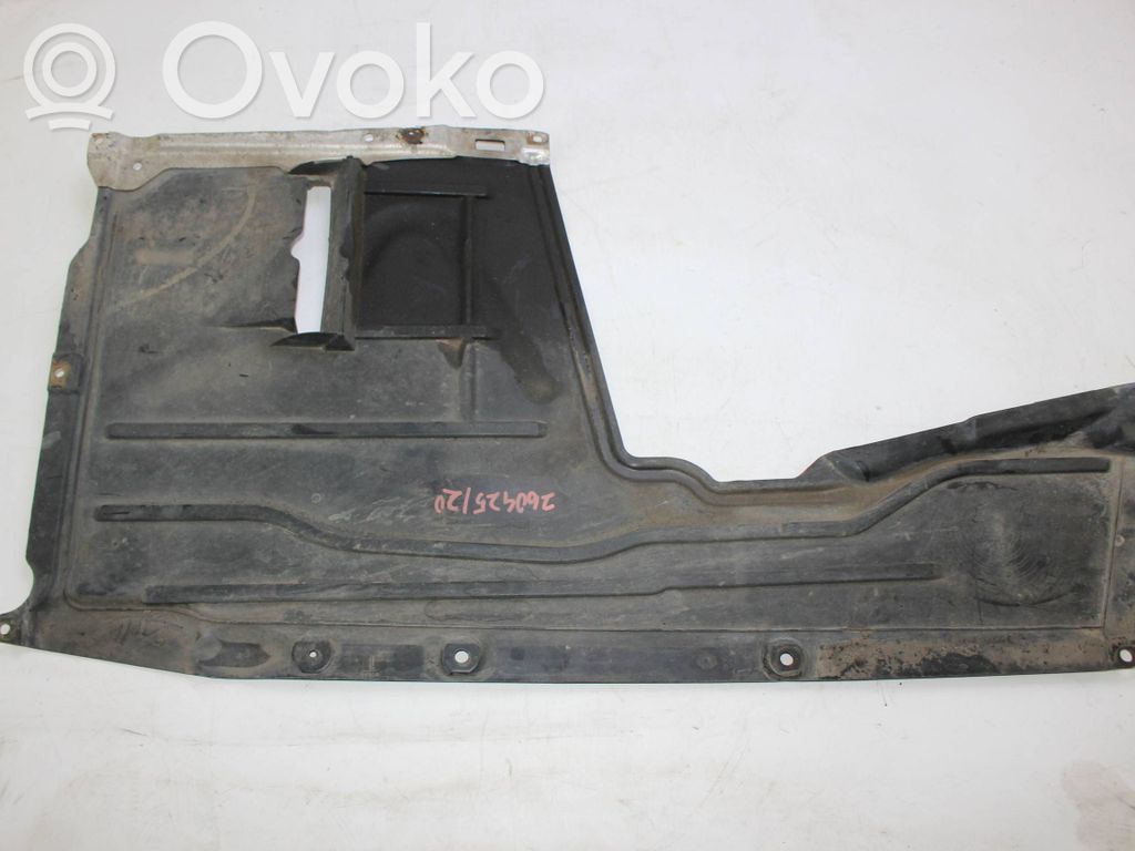 BMW 1 F20 F21 Vidusdaļas apakšas aizsargs 