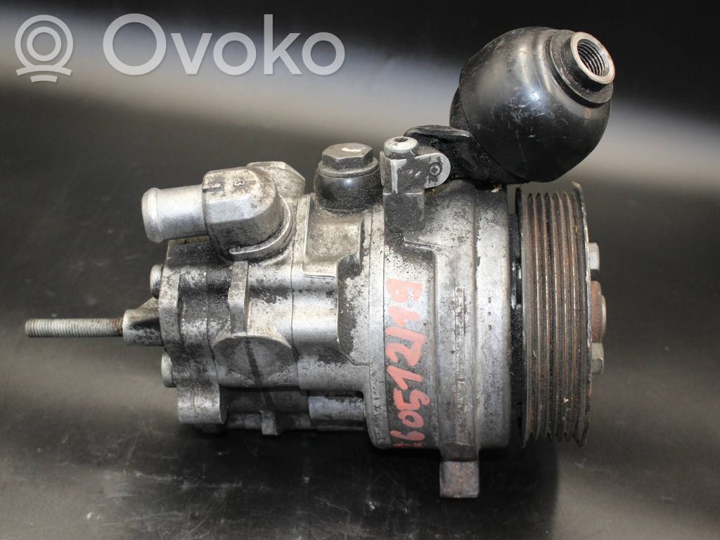 BMW 5 E60 E61 Vairo stiprintuvo siurblys 