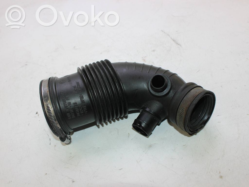 BMW 1 F20 F21 Część rury dolotu powietrza 