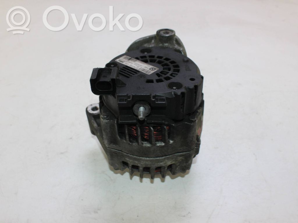 BMW 3 F30 F35 F31 Generatorius 