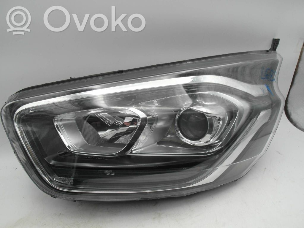 Ford Transit Custom Headlight/headlamp 