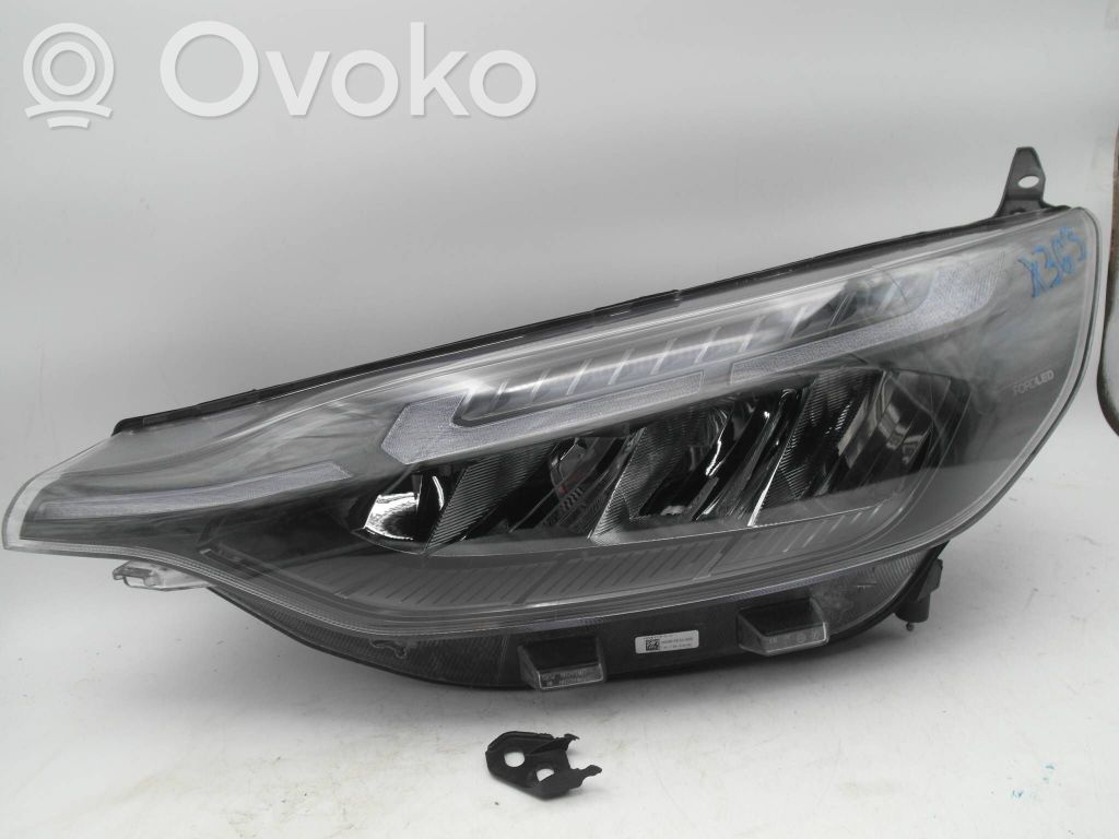 Ford Transit Custom II Headlight/headlamp 