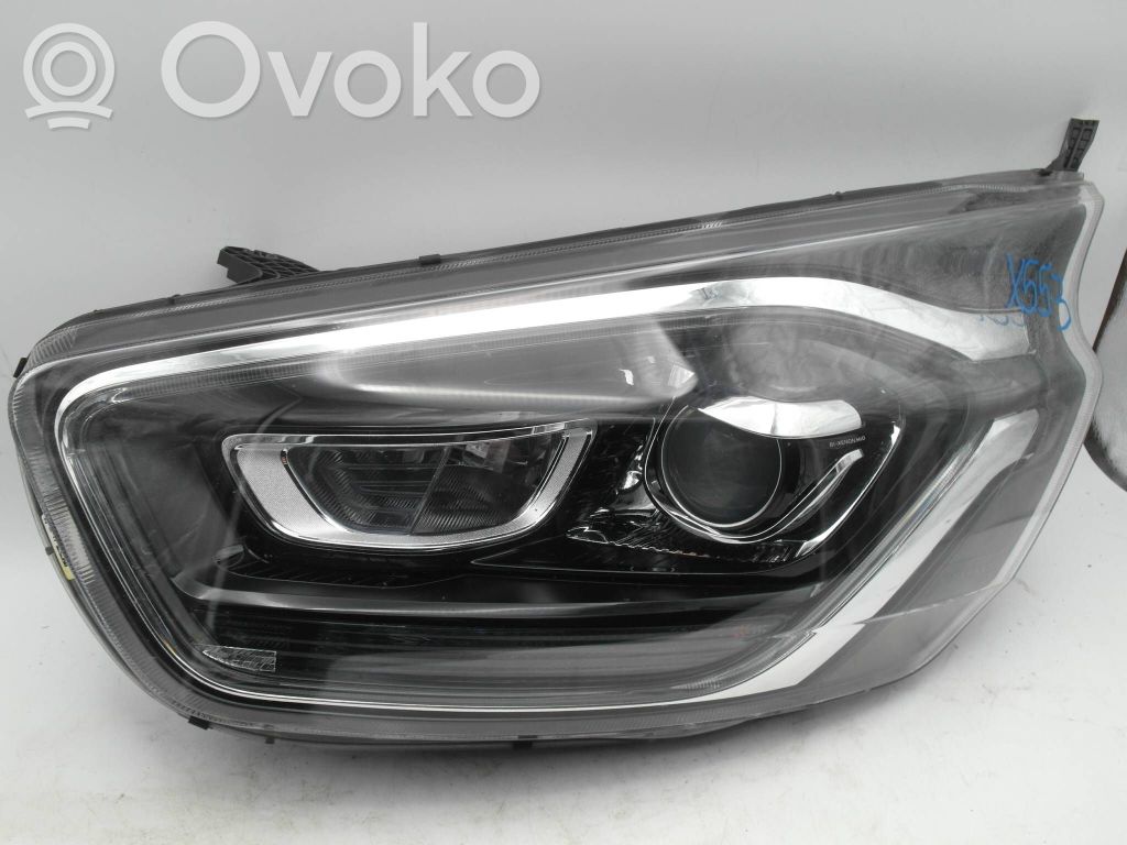 Ford Tourneo Custom Phare frontale 