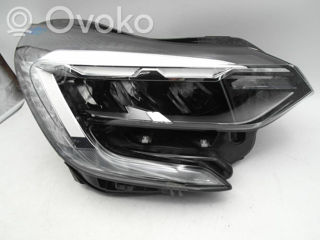 Renault Captur II Priekšējais lukturis 
