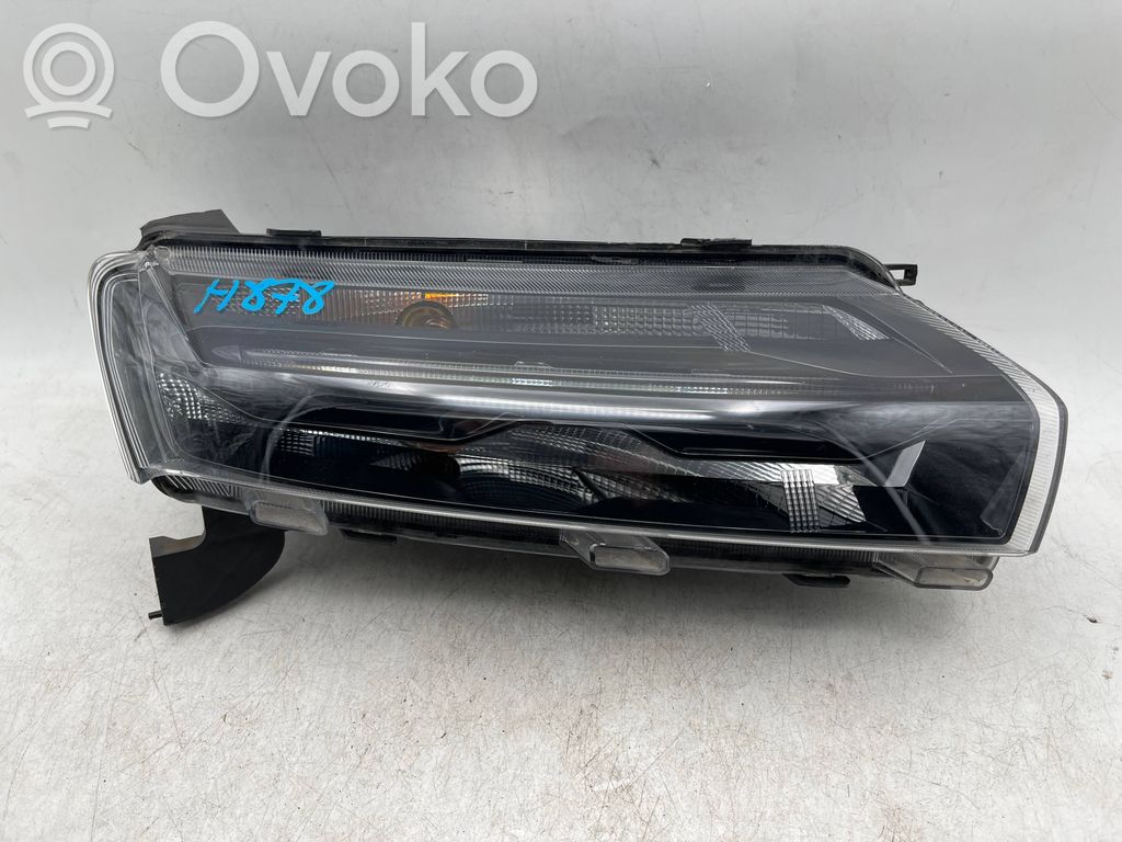 Dacia Spring Headlight/headlamp 