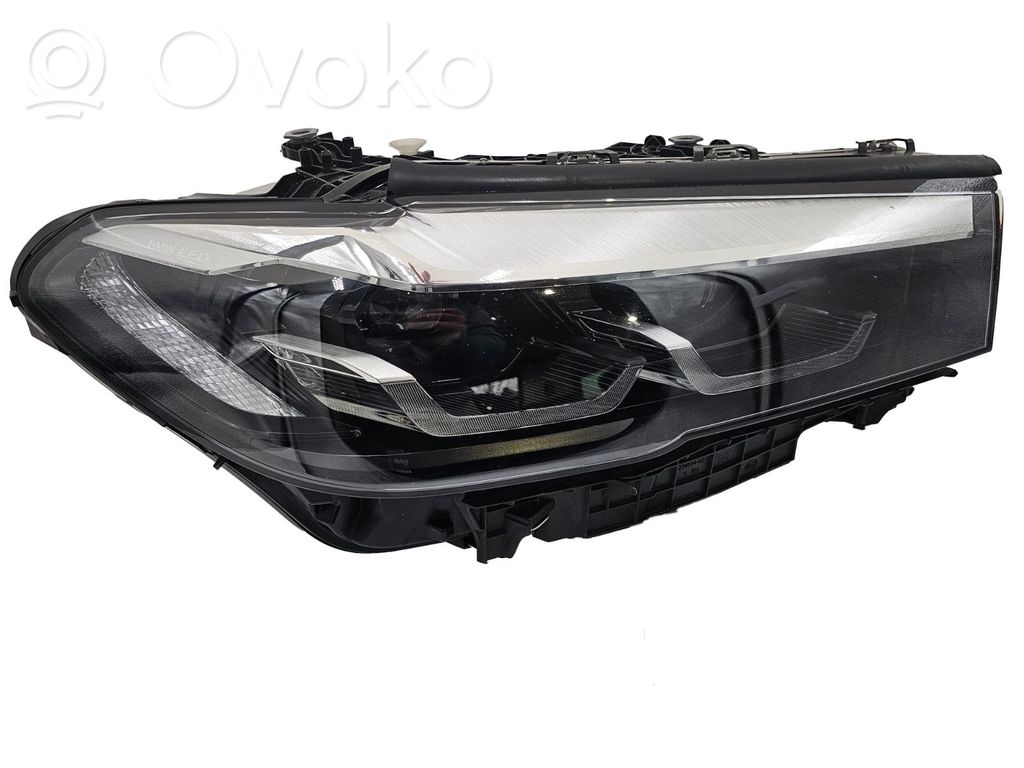 BMW 1 F52 Lampa przednia 