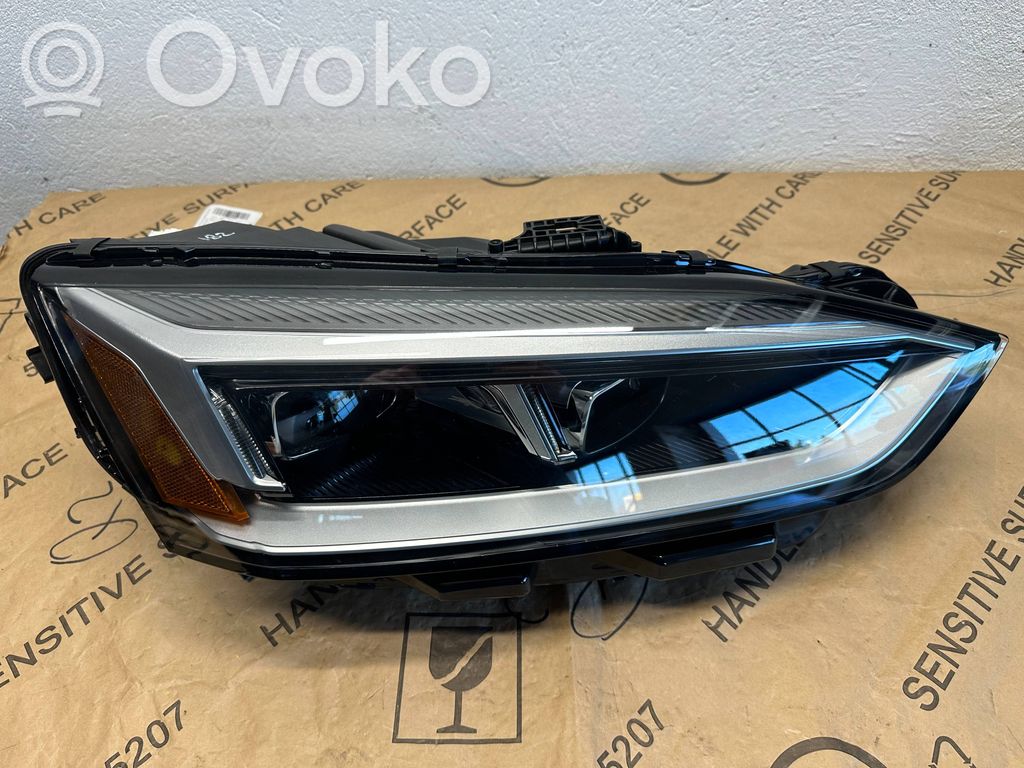 Audi A5 Lampa przednia 