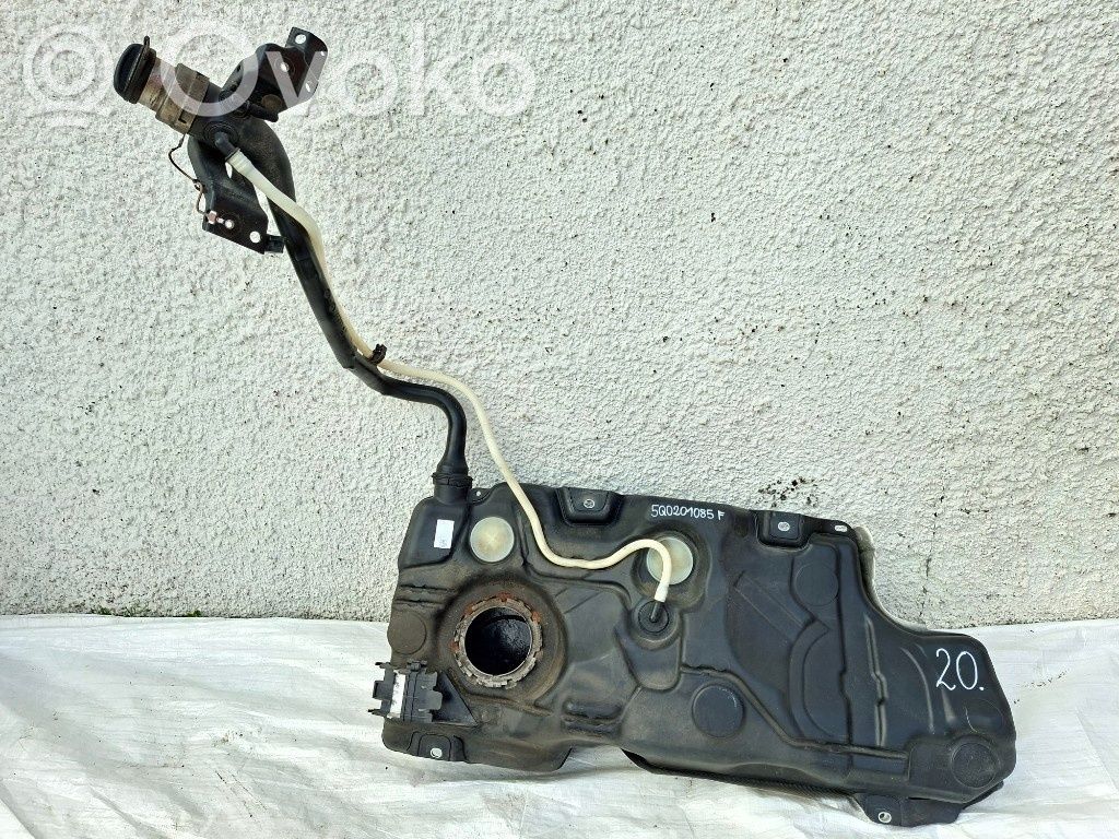 Audi A3 S3 8V Degalų bakas 