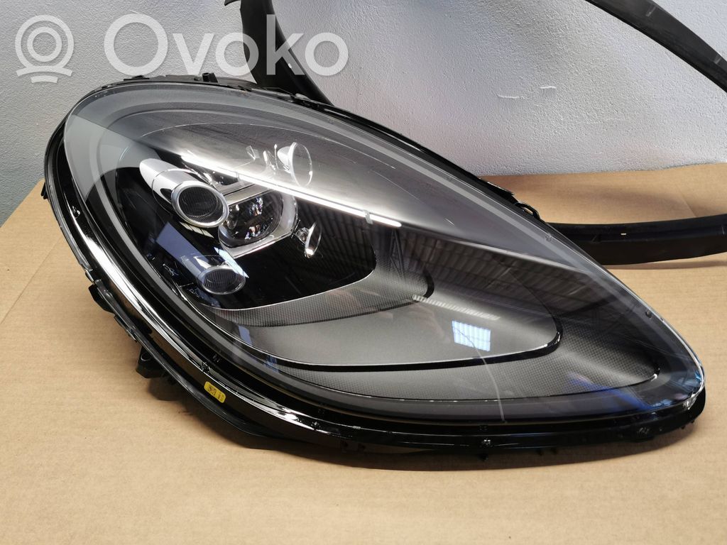 Porsche Macan (95B) Lampa przednia 