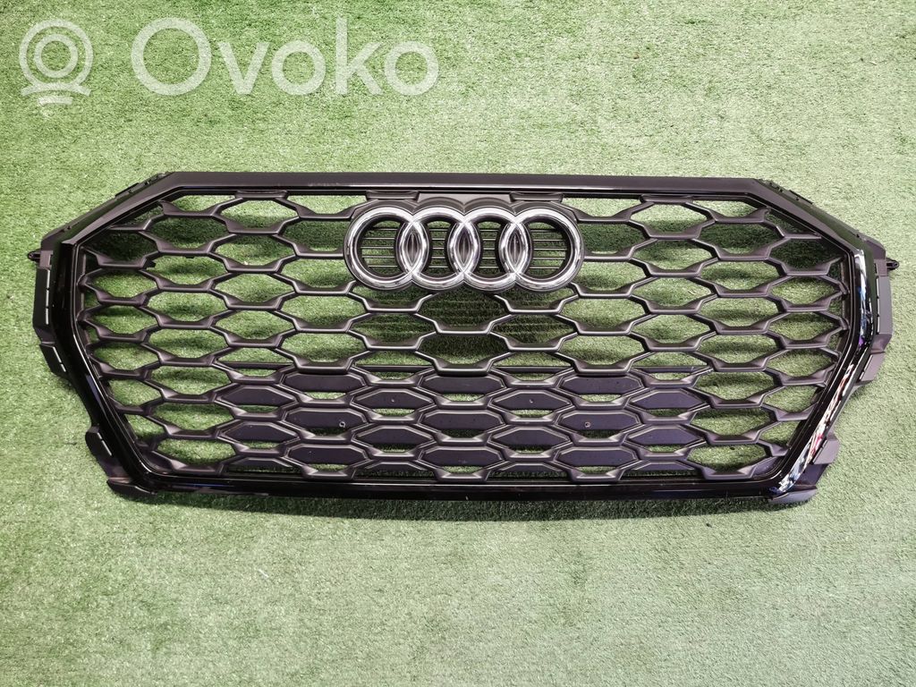 Audi Q3 F3 Griglia anteriore 