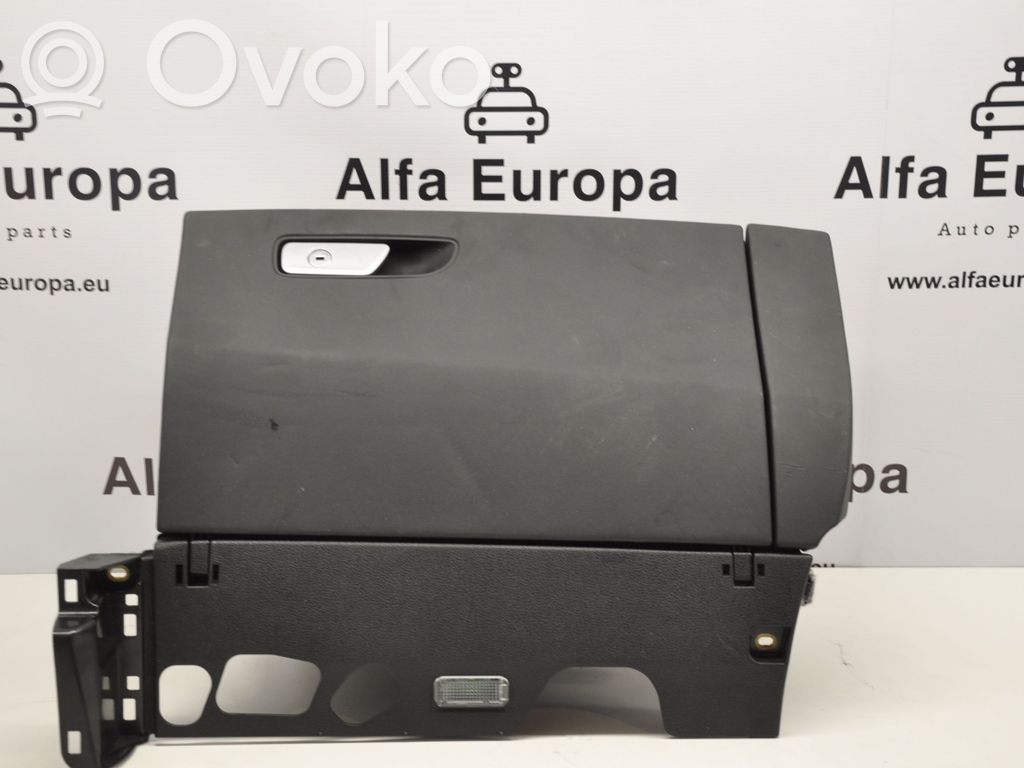 Guantera   4M1857035A
