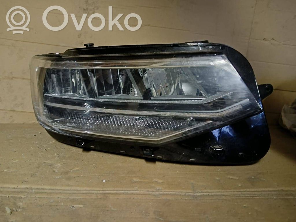 Volkswagen Tiguan Lampa przednia 