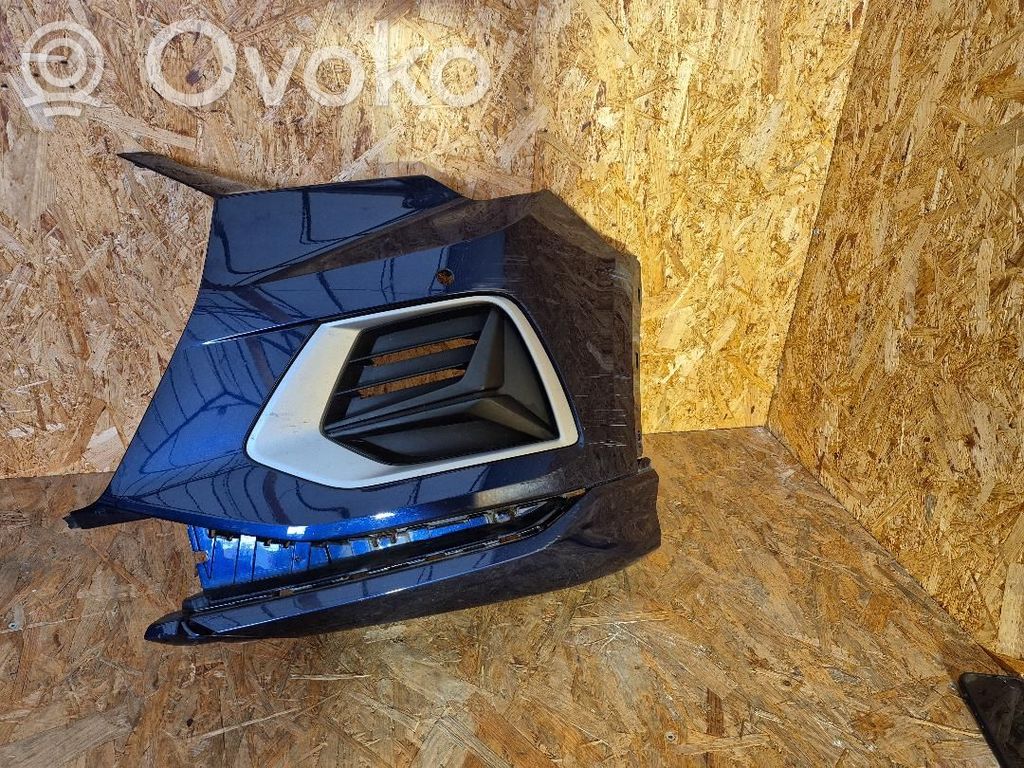Audi Q3 F3 Listón embellecedor del parachoques delantero 