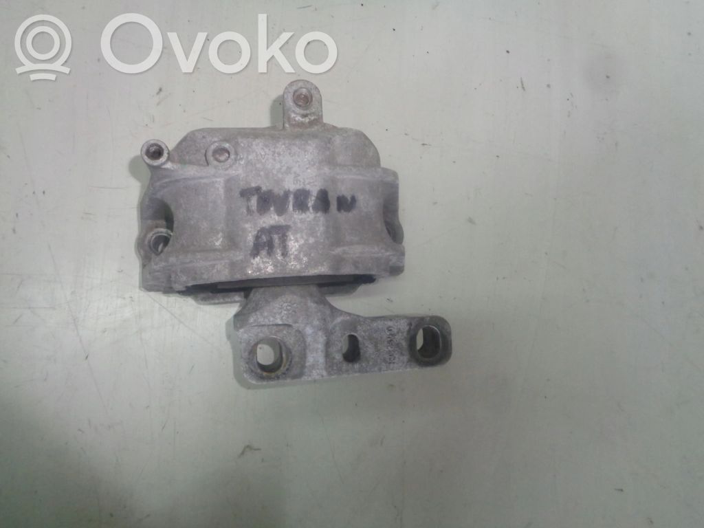 Volkswagen Touran I Engine mount bracket 