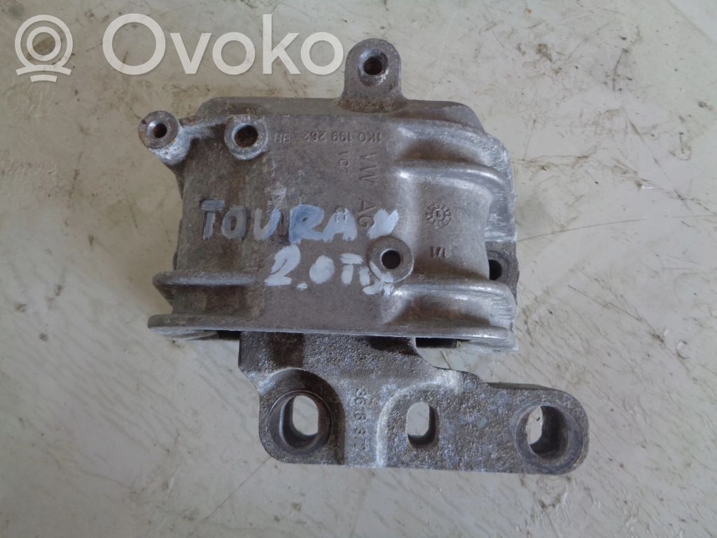 Volkswagen Touran I Engine mount bracket 