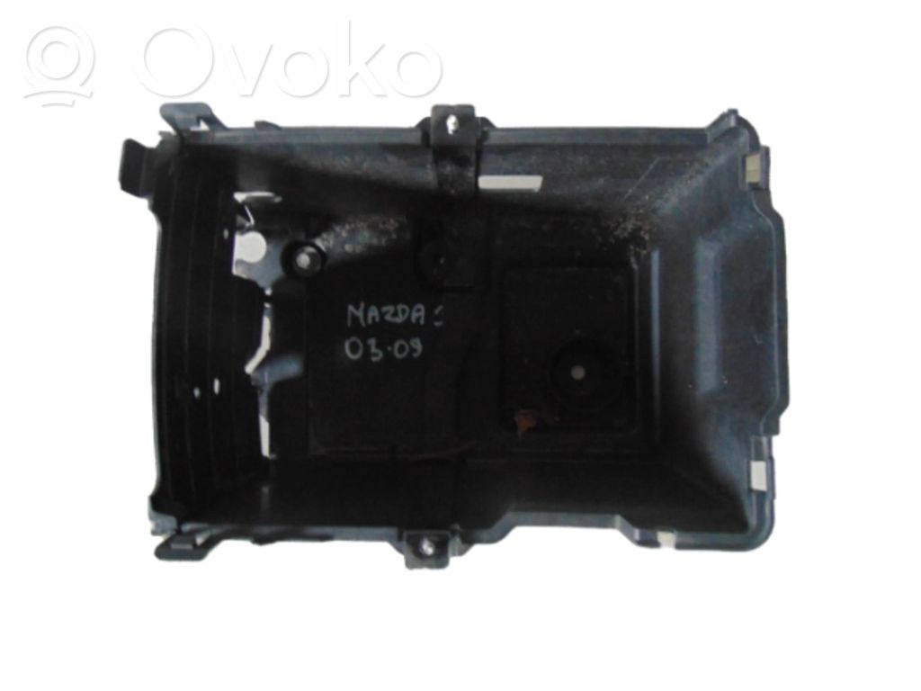 Mazda 3 I Battery box tray 