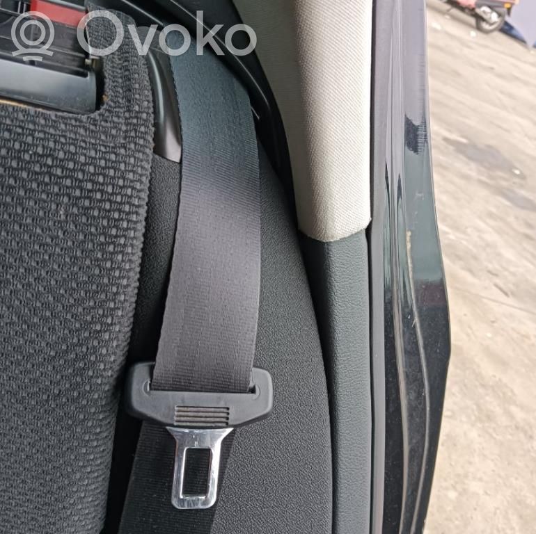 Volkswagen PASSAT Pas bezpieczeństwa fotela tylnego 