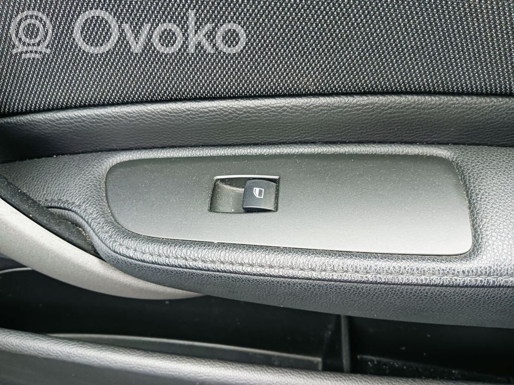 BMW 1 E81 E87 Electric window control switch 