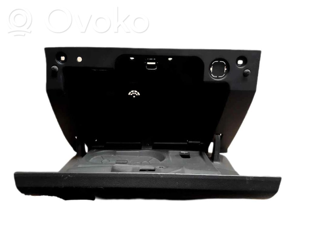 Guantera   4M51A06044AEW