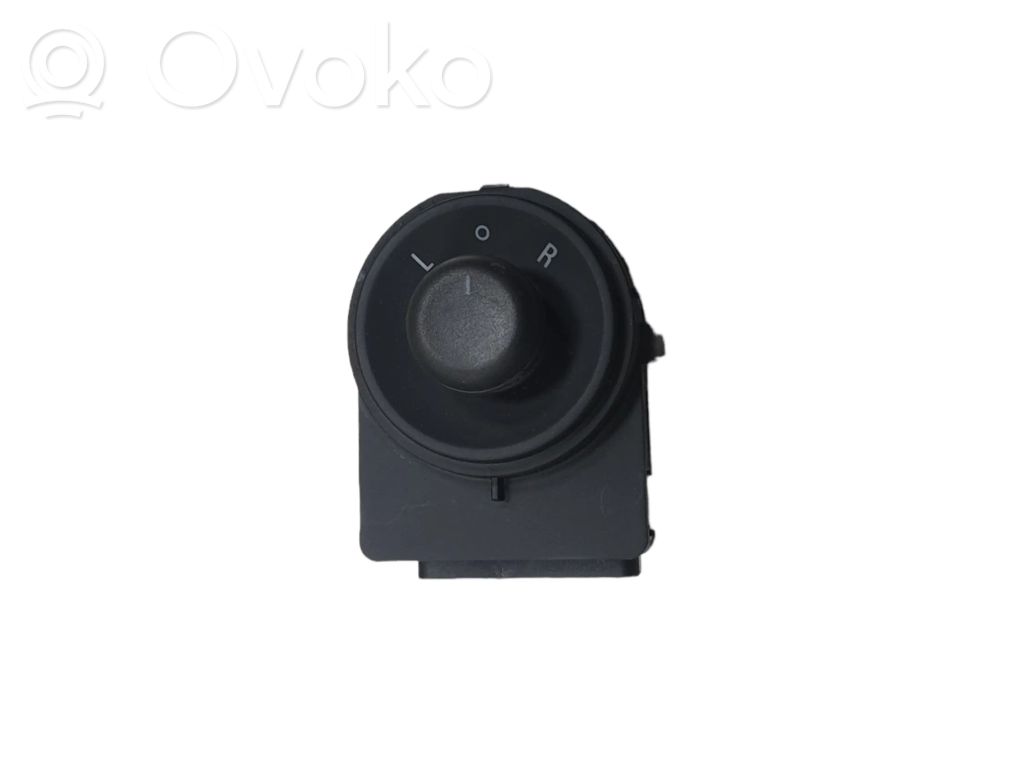 Opel Astra J Wing mirror switch 