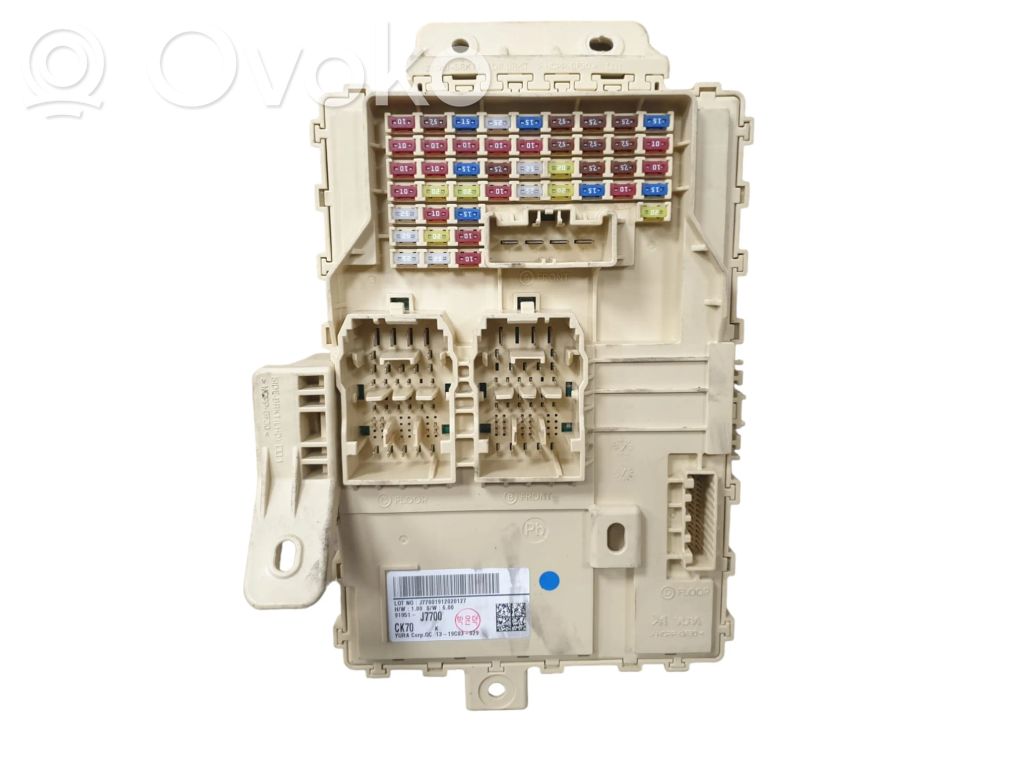 KIA Ceed Fuse module 