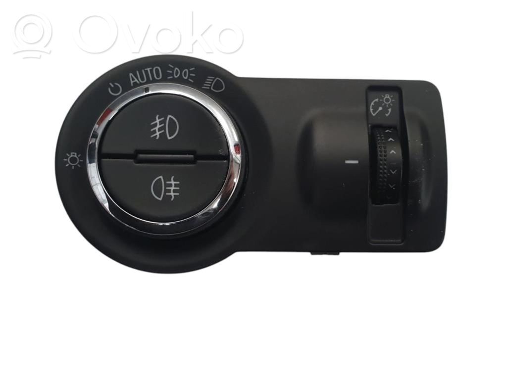 Opel Insignia A Light switch 