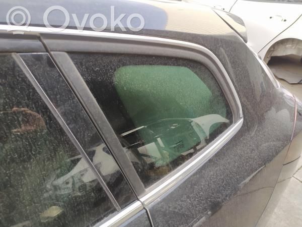 Rear side window