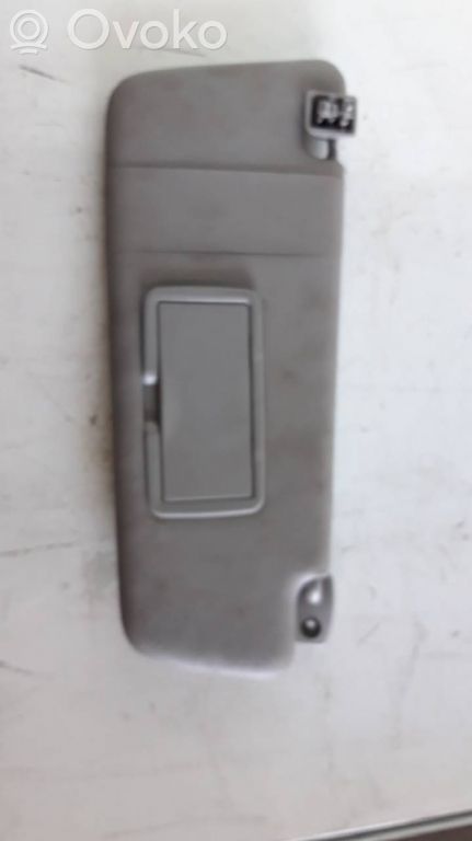 Saulessargu panelis   ESPELHO,DESCOLADO,POUCO