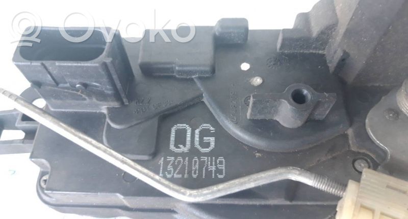 Priekšpusē slēdzene   13210749,5PINOS,QG