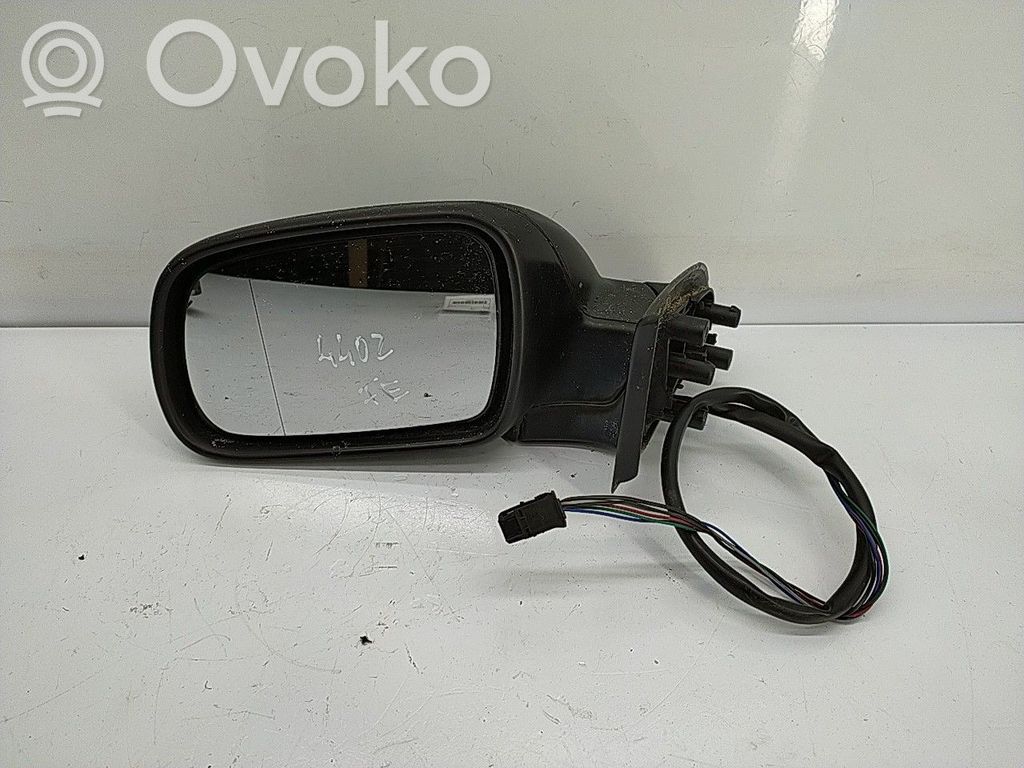 Peugeot 307 Front door electric wing mirror 