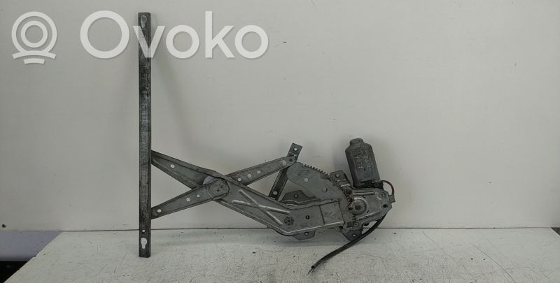 Rover 100 Takaikkunan nostomekanismi ilman moottoria 