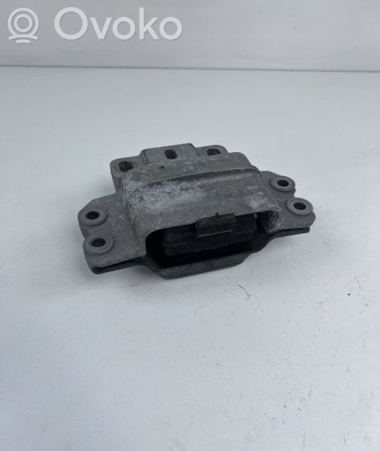 Engine mounting bracket   1K0199555