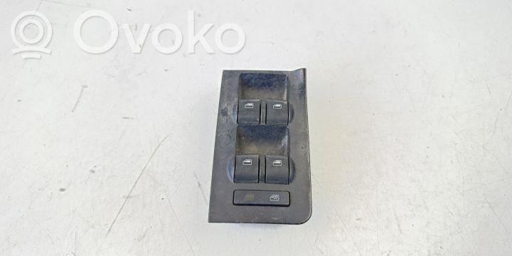 Electric window control switch   4B0959851B