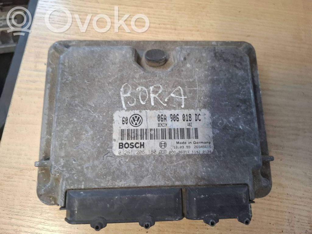 Engine control unit/module   06A906018DC,26SA5615,0261206180
