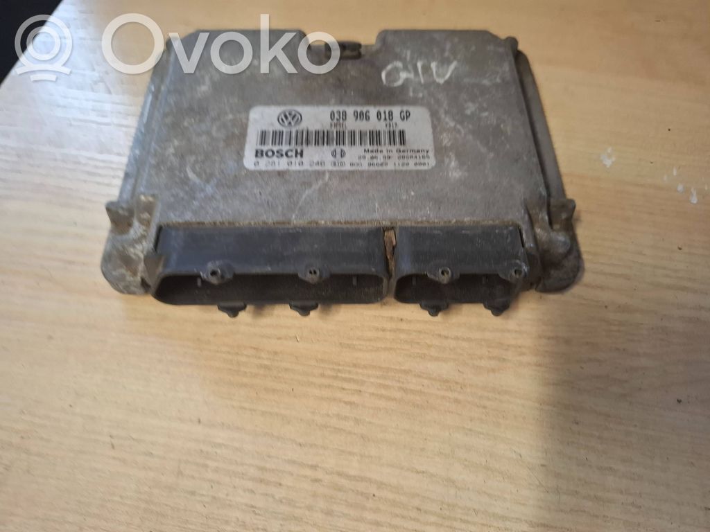 Volkswagen Golf IV Engine control unit/module 