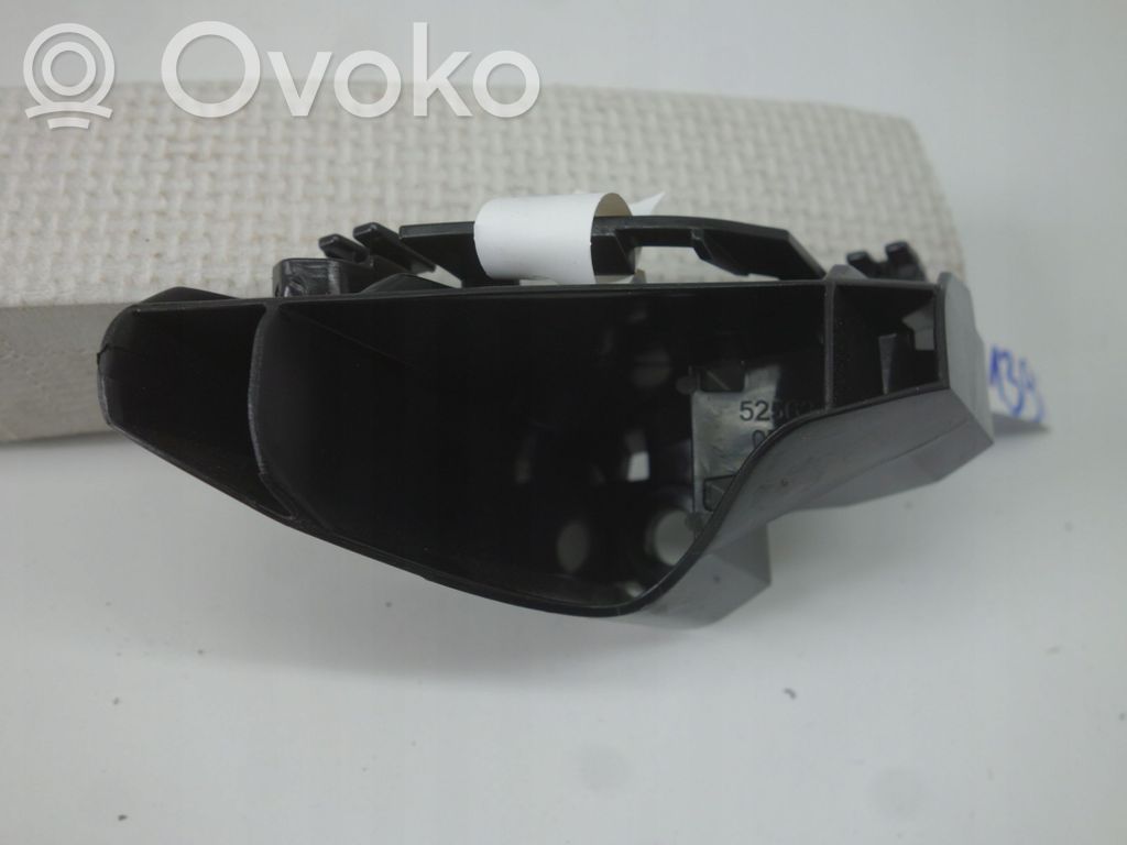 Toyota Yaris Cross Uchwyt / Mocowanie zderzaka tylnego 
